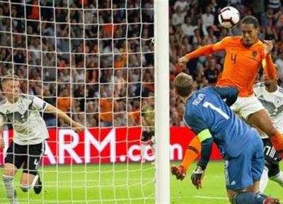 فوتبال دنیا، برتری قاطعانه خانگی هلند مقابل آلمان