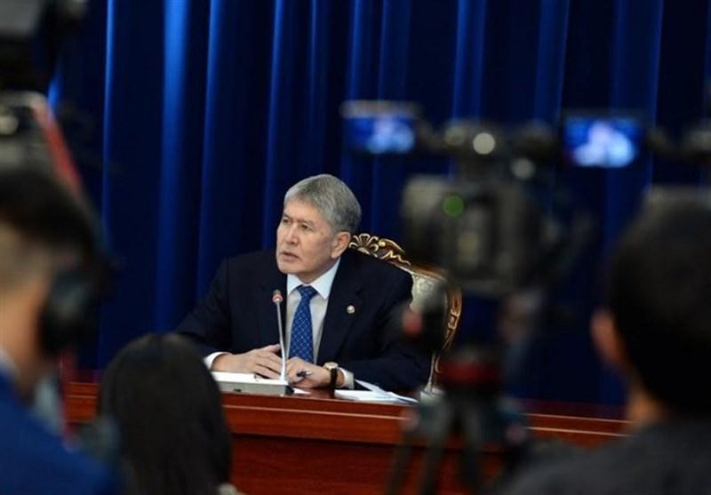 نماینده مجلس قرقیزستان: آتامبایف به دنبال انقلاب سوم است