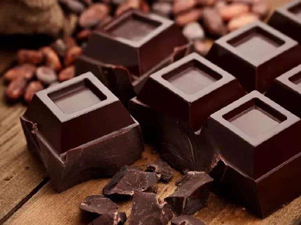 طرز تهیه شکلات تلخ به 5 روش آسون با طعم و بافت شکلات بازاری طرز تهیه شکلات تلخ به 5 روش آسون با طعم و بافت شکلات بازاری