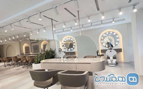 برترین آرایشگاه های زنانه برای رنگ و لایت در یوسف آباد: درخشش موهای شما با جدیدترین تکنیک ها