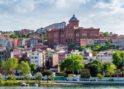 محله بالات استانبول ، بهشت خانه های رنگی و تاریخی